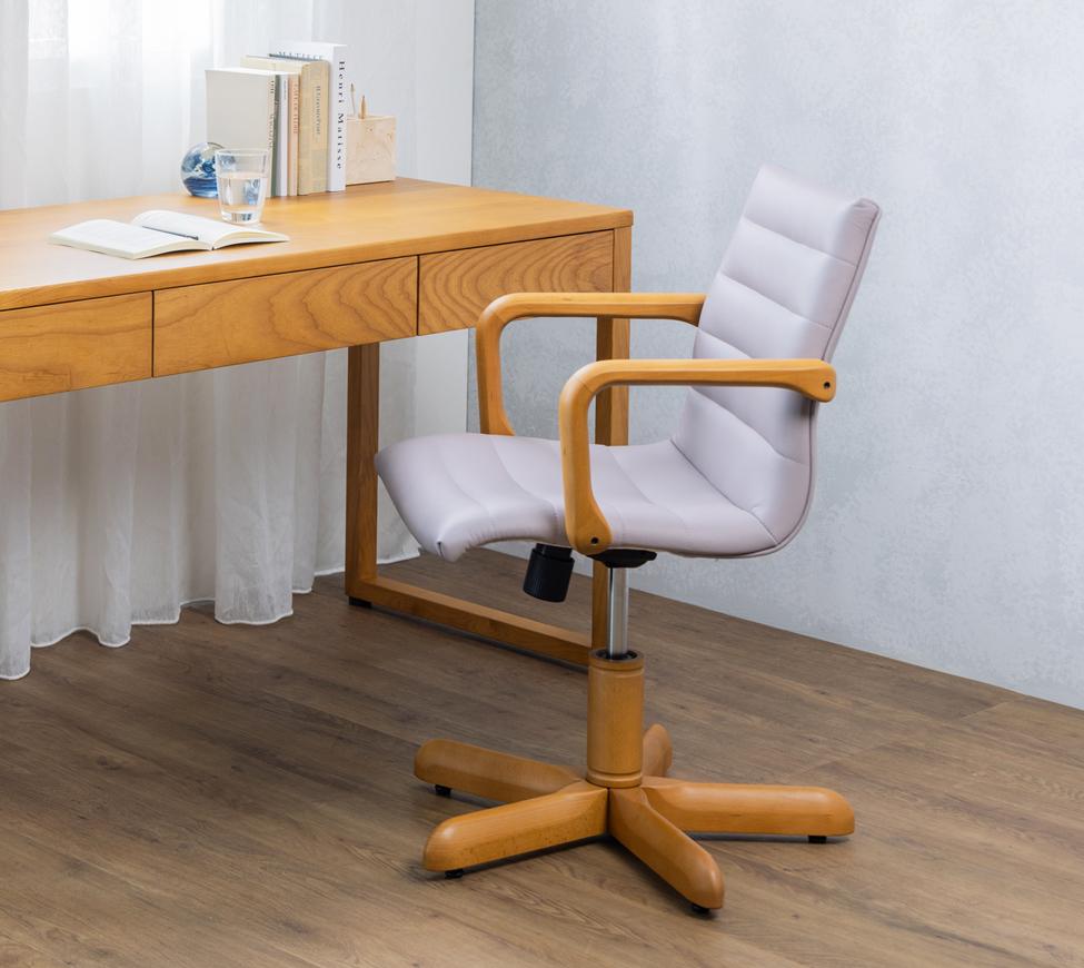 書韻花笠扶手椅-皮_情境