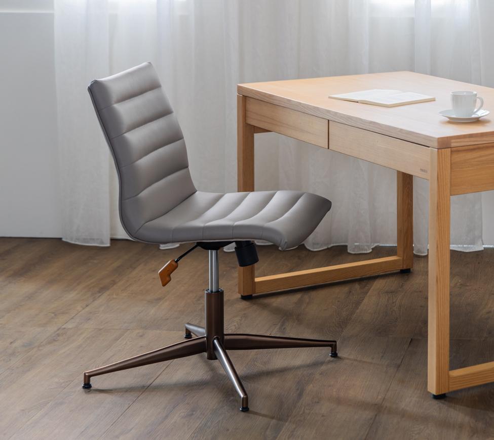 書韻塔吉單椅_AK皮款LB605_情境01