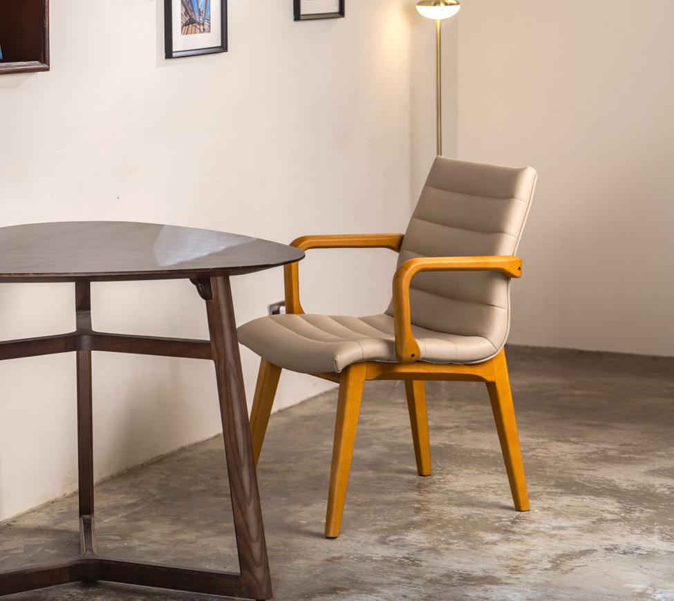 書韻扶手椅FH45_NT_牛皮_情境